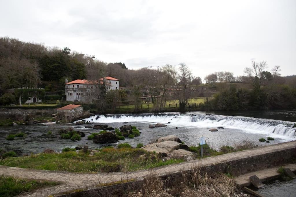 A Casa Da Moreira - Casa Rural En Ponte Maceira آكورونيا المظهر الخارجي الصورة