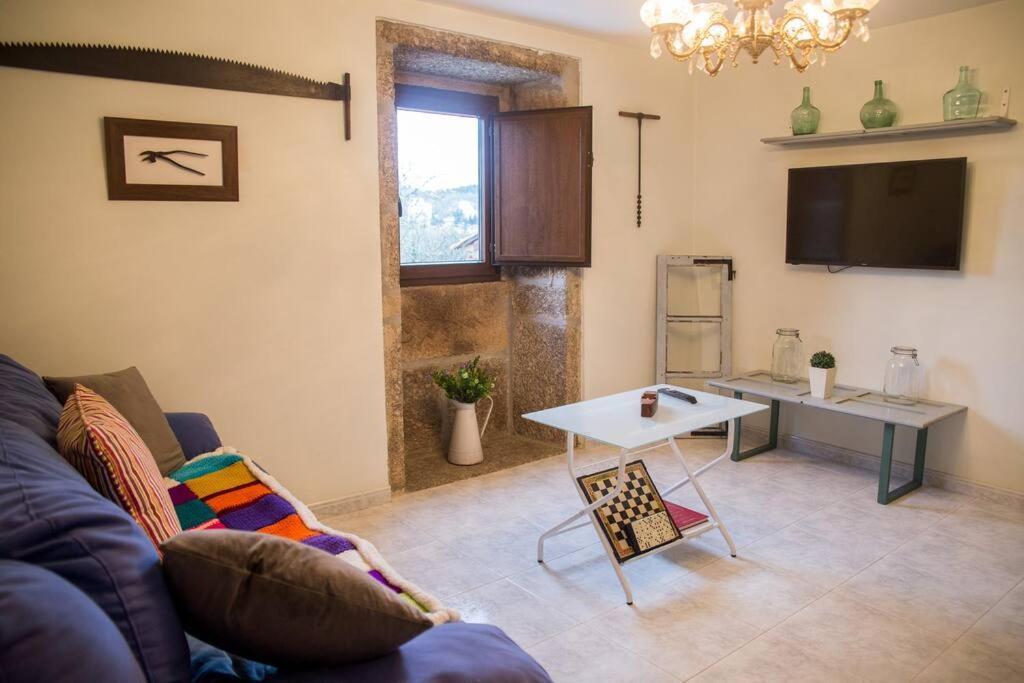 A Casa Da Moreira - Casa Rural En Ponte Maceira آكورونيا المظهر الخارجي الصورة