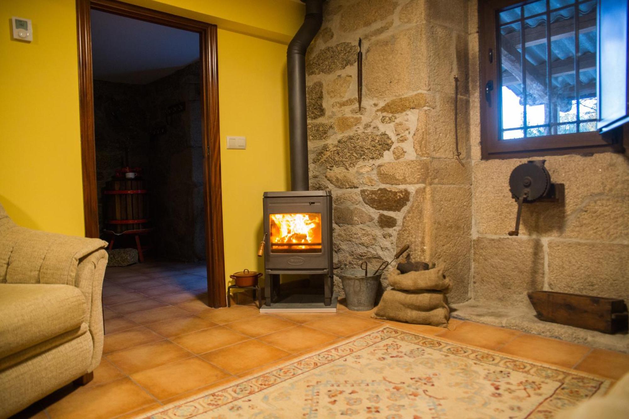 A Casa Da Moreira - Casa Rural En Ponte Maceira آكورونيا المظهر الخارجي الصورة