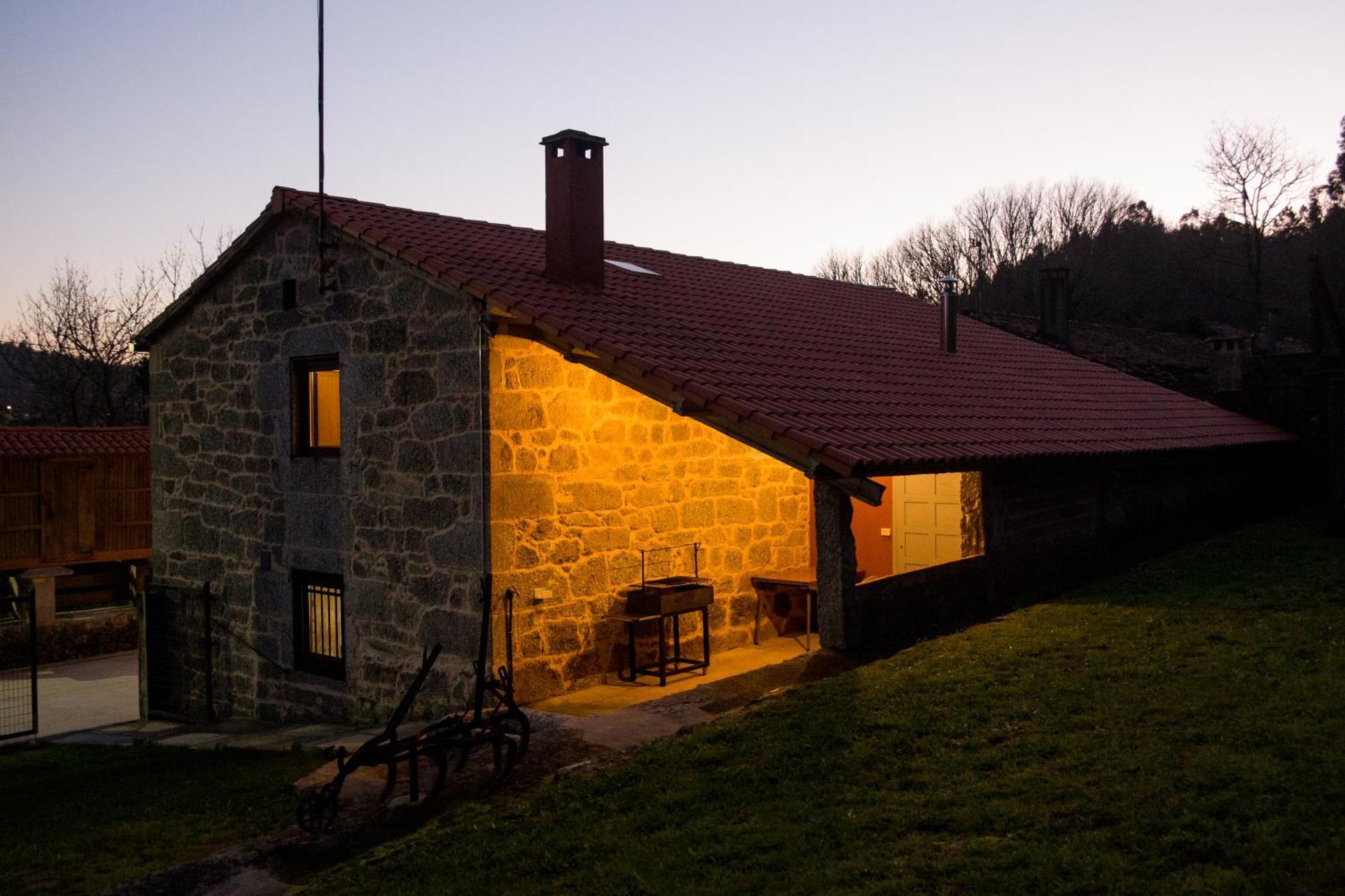A Casa Da Moreira - Casa Rural En Ponte Maceira آكورونيا المظهر الخارجي الصورة
