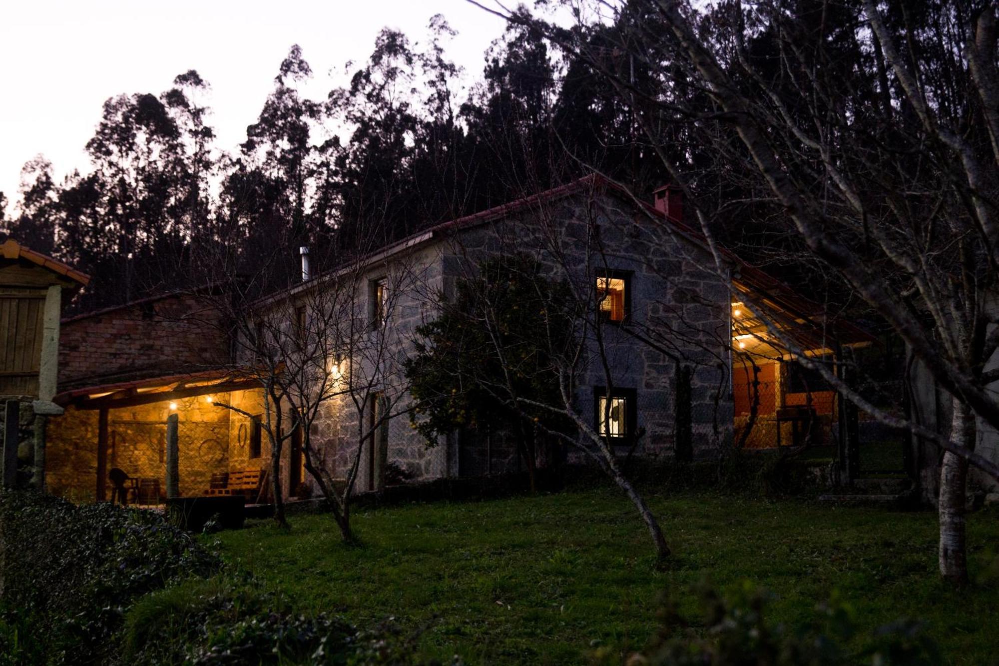 A Casa Da Moreira - Casa Rural En Ponte Maceira آكورونيا المظهر الخارجي الصورة